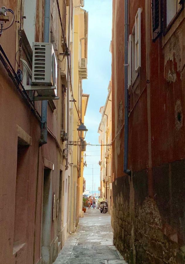 Devi-Piran Daire Dış mekan fotoğraf